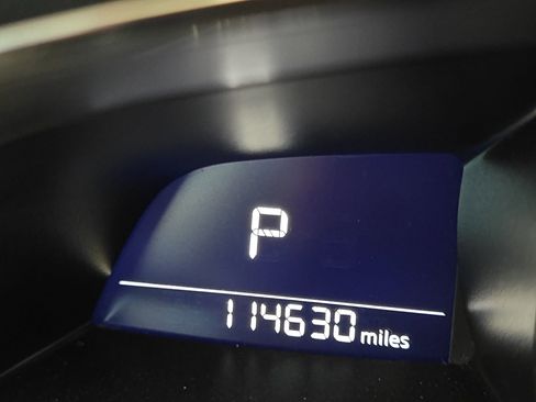 Used 2018 MAZDA MAZDA3 Grand Touring image 15