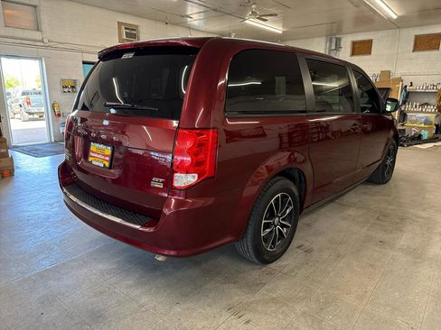 Used 2019 Dodge Grand Caravan GT image 81