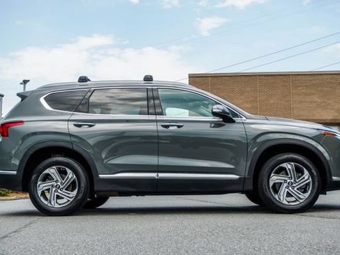 Used 2022 Hyundai Santa Fe SEL w/ Convenience Package AWD/4WD image 6