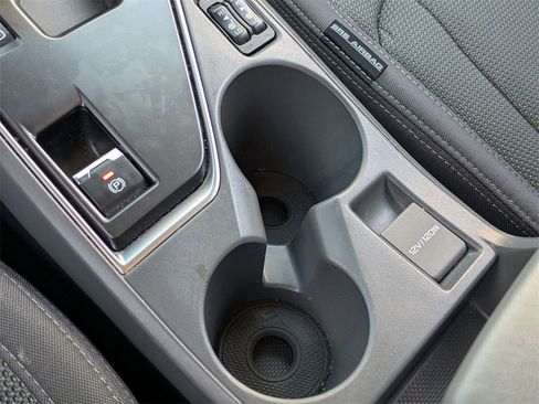 Used 2024 Subaru Crosstrek 2.0i Premium image 19