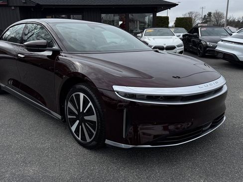 Used 2024 Lucid Air Touring image 14