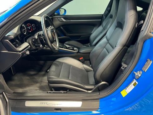 Used 2022 Porsche 911 Carrera RWD image 23