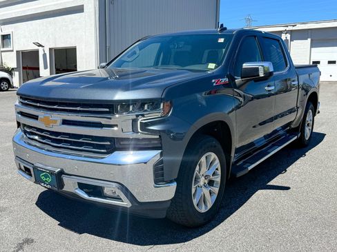 Used 2021 Chevrolet Silverado 1500 LTZ AWD/4WD image 3