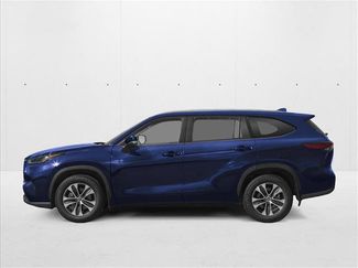 New 2026 Toyota Highlander XLE AWD/4WD video 3