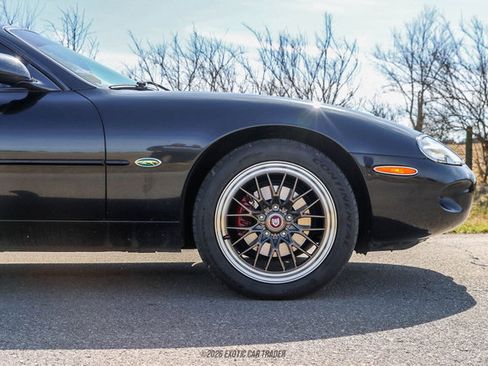 Used 1998 Jaguar XK8 Coupe image 11