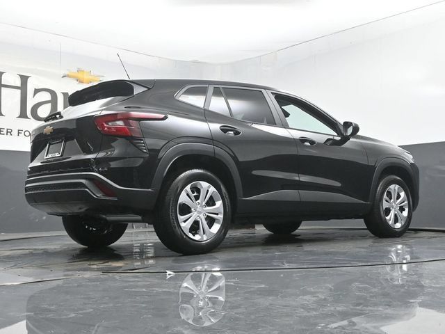 New 2026 Chevrolet Trax LS FWD image 12