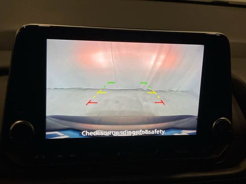 Used 2024 Nissan Rogue SV image 17