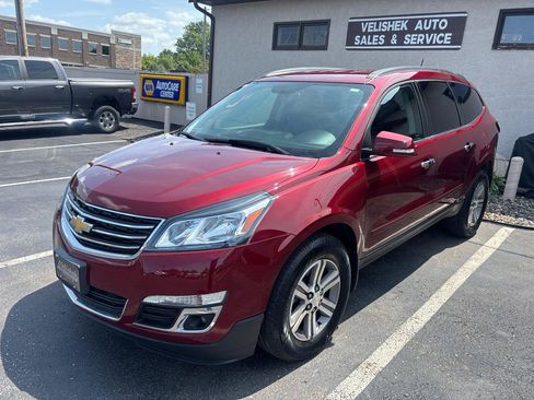Used 2017 Chevrolet Traverse LT AWD/4WD image 7
