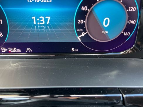 New 2026 Volkswagen Atlas SE image 10