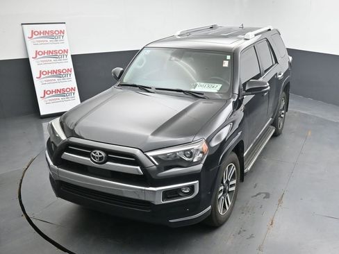 Used 2021 Toyota 4Runner Limited image 12