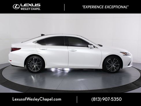 Certified 2025 Lexus ES 350 w/ Premium Package FWD image 2