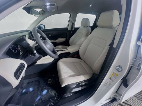 Used 2025 Honda HR-V LX image 10