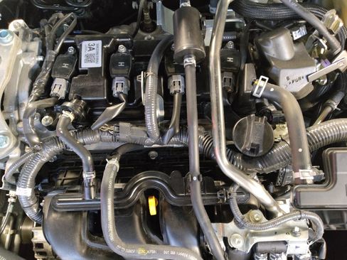 Used 2025 Nissan Sentra S image 30