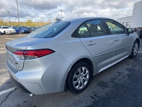 Used 2024 Toyota Corolla LE image 5