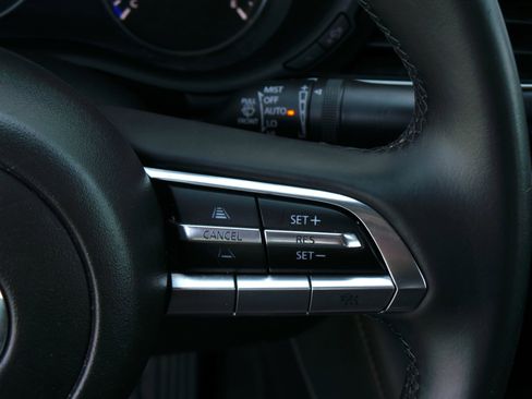 Used 2022 MAZDA MAZDA3 s FWD image 28