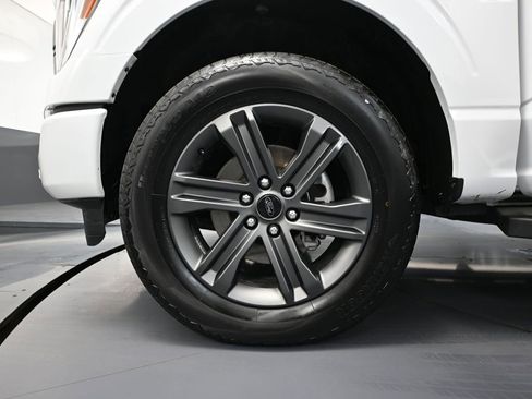 Used 2023 Ford F150 Lariat w/ Equipment Group 502A High image 19