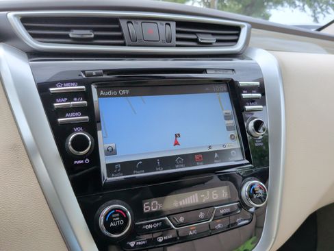Used 2018 Nissan Murano Platinum w/ Cargo Package FWD image 17