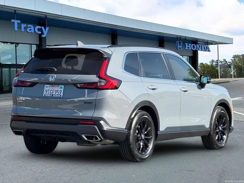 Certified 2025 Honda CR-V Sport-L image 6