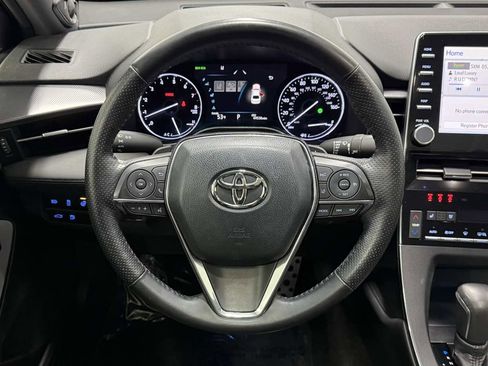 Used 2019 Toyota Avalon Touring image 16