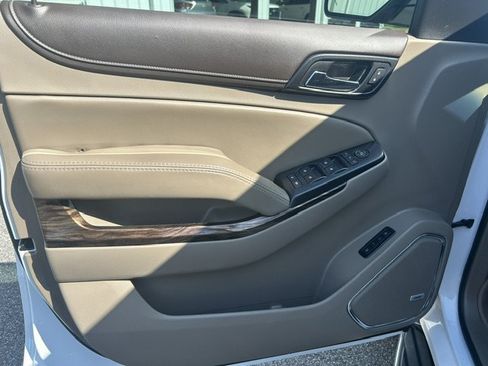 Used 2016 GMC Yukon XL SLT RWD image 23
