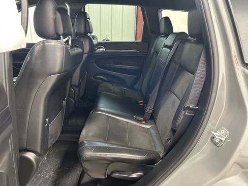 Used 2020 Jeep Grand Cherokee Altitude AWD/4WD image 17