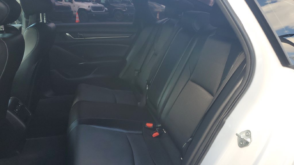 Used 2022 Honda Accord Sport image 14