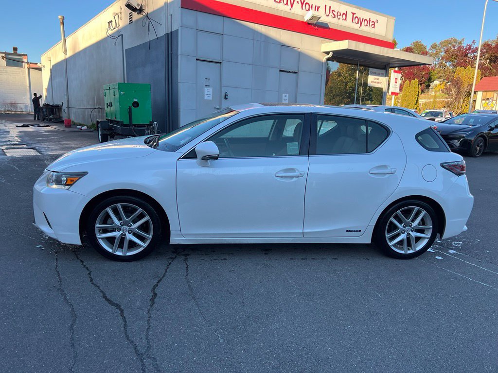 Used 2014 Lexus CT 200h FWD image 6
