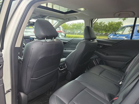 Used 2022 Subaru Outback Limited AWD/4WD image 15