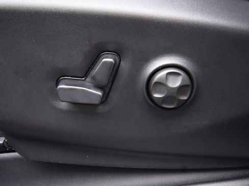 New 2026 Chrysler Pacifica Limited w/ S Appearance Package image 23