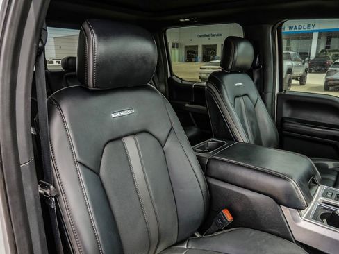 Used 2019 Ford F150 Platinum w/ Equipment Group 701A Luxury image 19