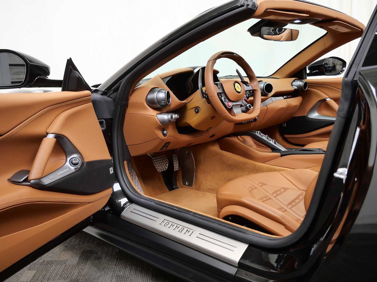 Certified 2022 Ferrari 812 GTS RWD image 20