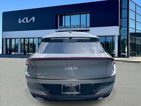 New 2026 Kia EV6 Wind RWD image 5