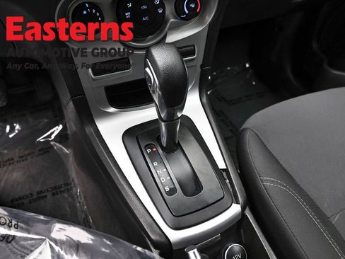 Used 2019 Ford Fiesta SE image 13