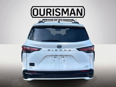 Certified 2023 Toyota Sienna XSE w/ XSE Plus Package image 6