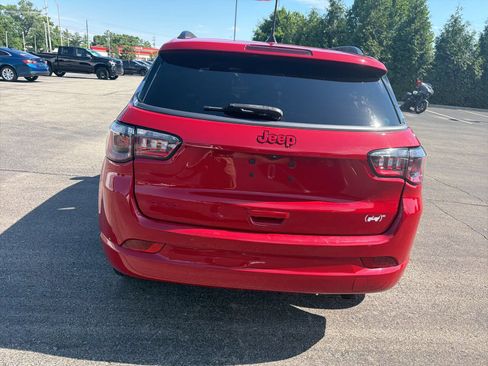 Used 2022 Jeep Compass Limited AWD/4WD image 4