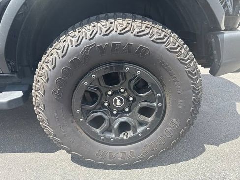 Used 2023 Ford Bronco Wildtrak AWD/4WD image 15