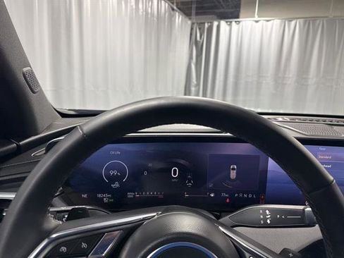 Certified 2025 Buick Enclave Sport Touring w/ Power Package image 18