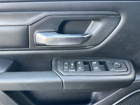 New 2026 RAM 1500 Express AWD/4WD image 10