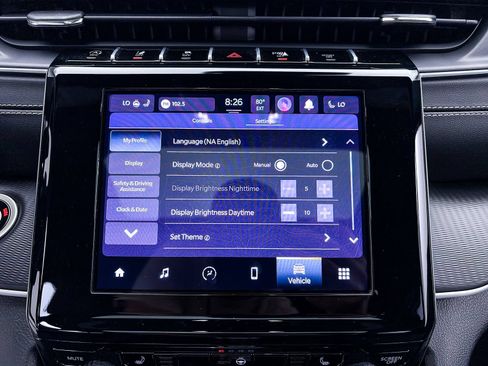 Used 2024 Jeep Grand Cherokee Altitude AWD/4WD image 27