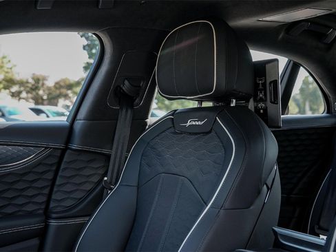 New 2025 Bentley Flying Spur Plug-In Hybrid image 21