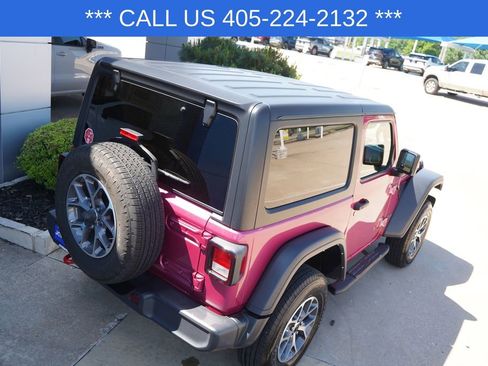 Used 2022 Jeep Wrangler Rubicon AWD/4WD image 15