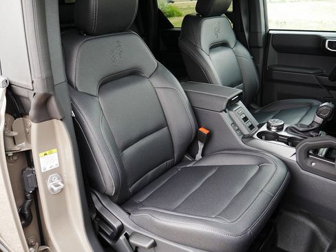 New 2026 Ford Bronco Badlands AWD/4WD image 37