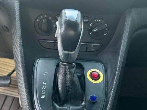 Used 2018 Ford Transit Connect XL FWD image 12