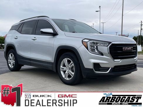 Used 2022 GMC Terrain SLE w/ Driver Convenience Package FWD image 1