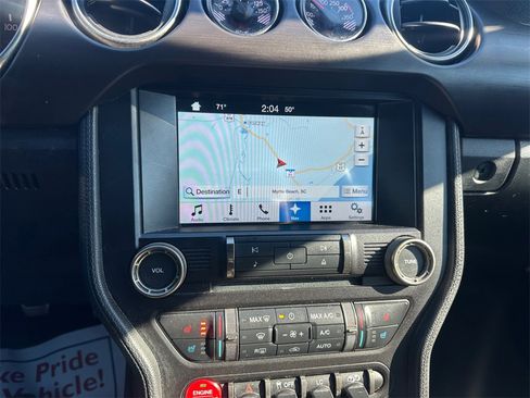 Used 2016 Ford Mustang Shelby GT350 w/ Technology Package image 12