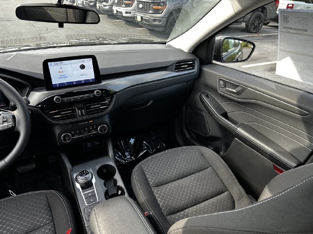 Certified 2023 Ford Escape Active AWD/4WD image 17
