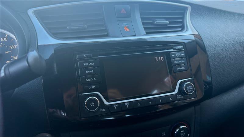 Used 2017 Nissan Sentra SV FWD image 32