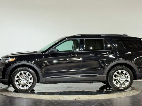 New 2026 Ford Explorer Active w/ Active Comfort Package AWD/4WD image 6