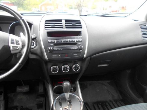 Used 2013 Mitsubishi Outlander Sport SE image 12