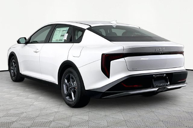 New 2026 Kia K4 FWD image 4